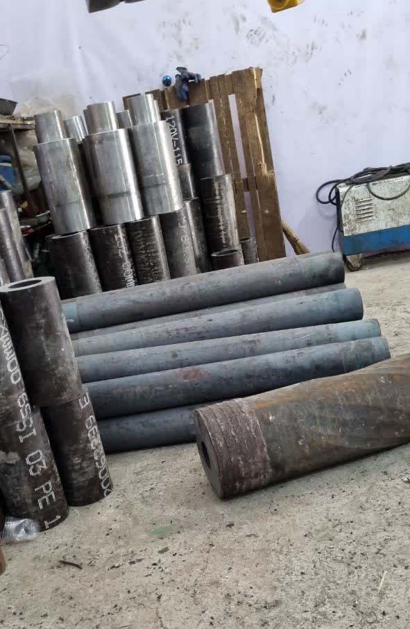 deep-hole-driling---wiht-molaiisanat-company-301.jpg